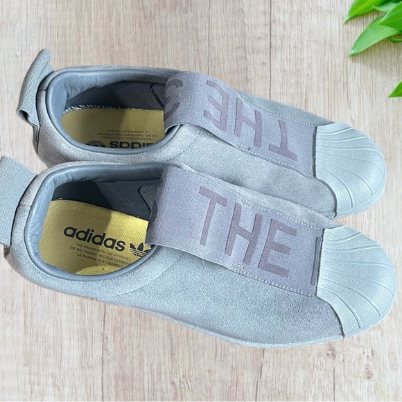 Adidas men’s shoes- gray like new condition! - Picture 1 of 4